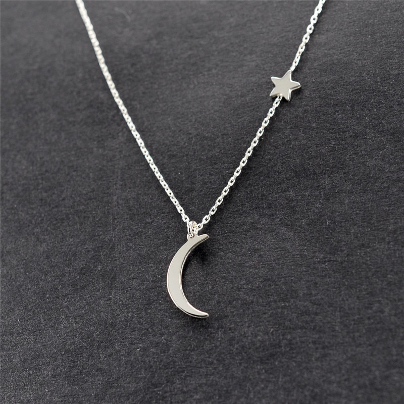 Simple Star & Moon Pendant Necklace