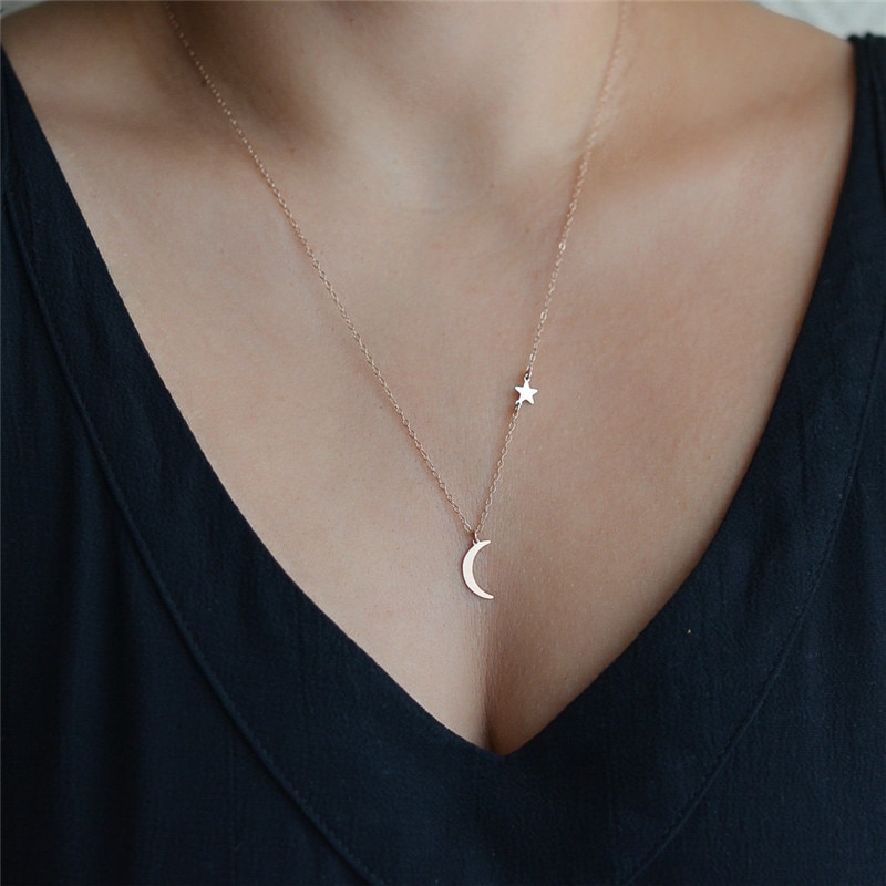 Simple Star & Moon Pendant Necklace